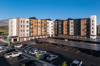 Exterior building c_2